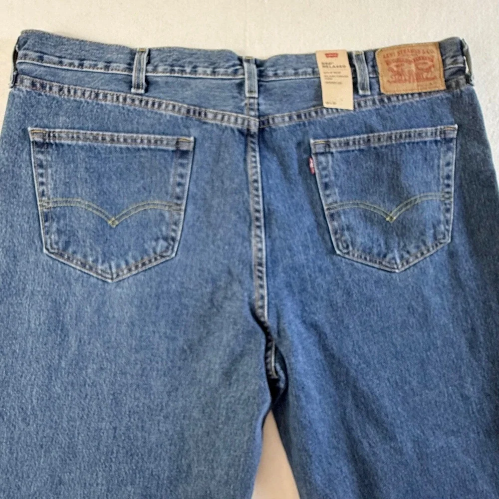 Levis 550 Relaxed Fit Jeans Mens 42x30 Tapered Leg Medium Wash Blue NEW